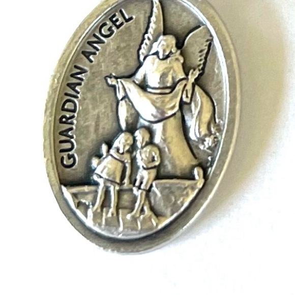 St Michael Angel Medal CHARITY - Picture 3 of 4